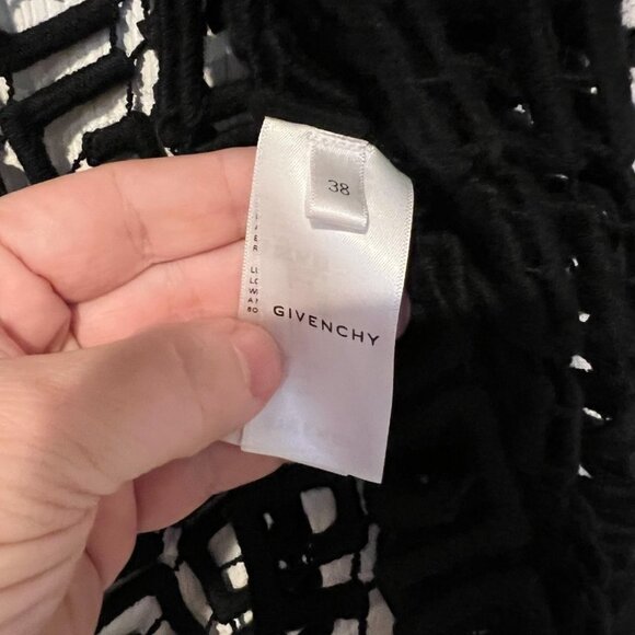 Givenchy 4G Guipure Lace Black Top - Picture 4 of 6